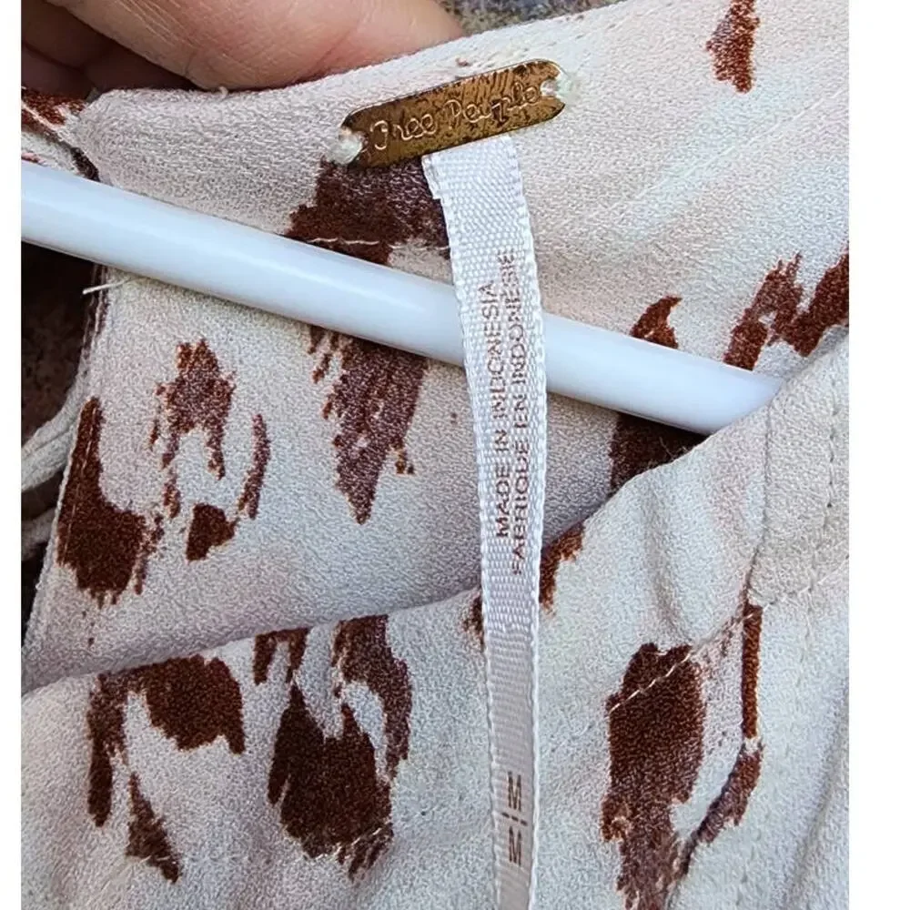 Free People medium exposed closure