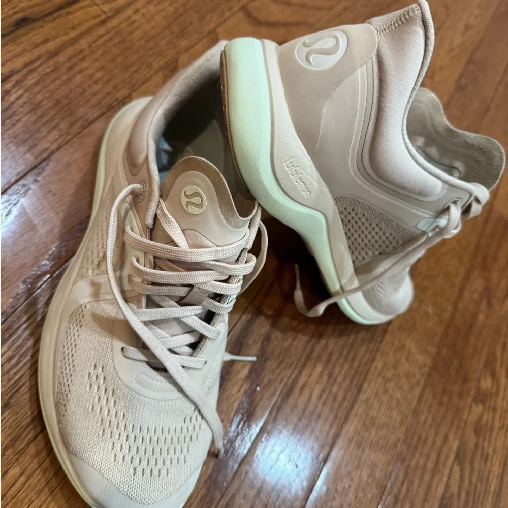 lululemon athletica Lightweight Knit Running Sneakers in Beige and Mint