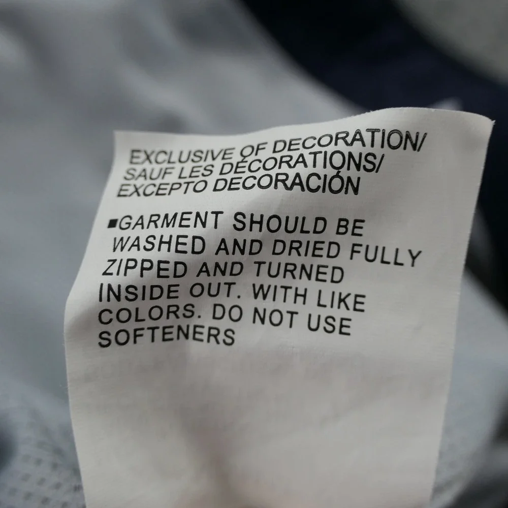 Under Armour lightweight aren device