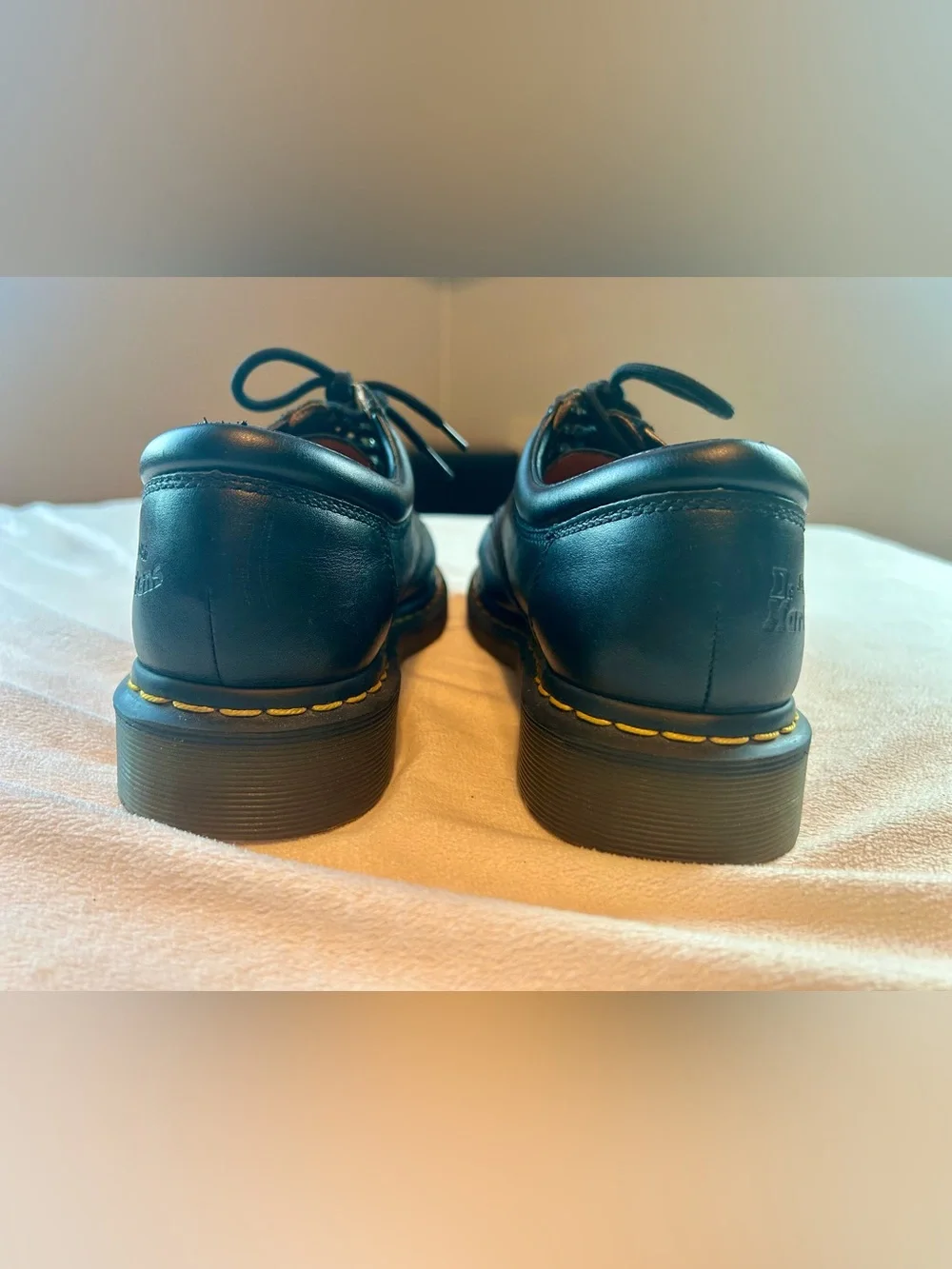 Dr. Martens sleek black