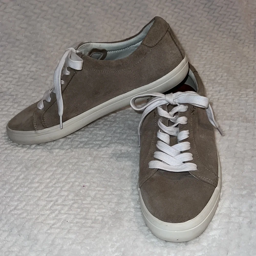 Frye kerry low