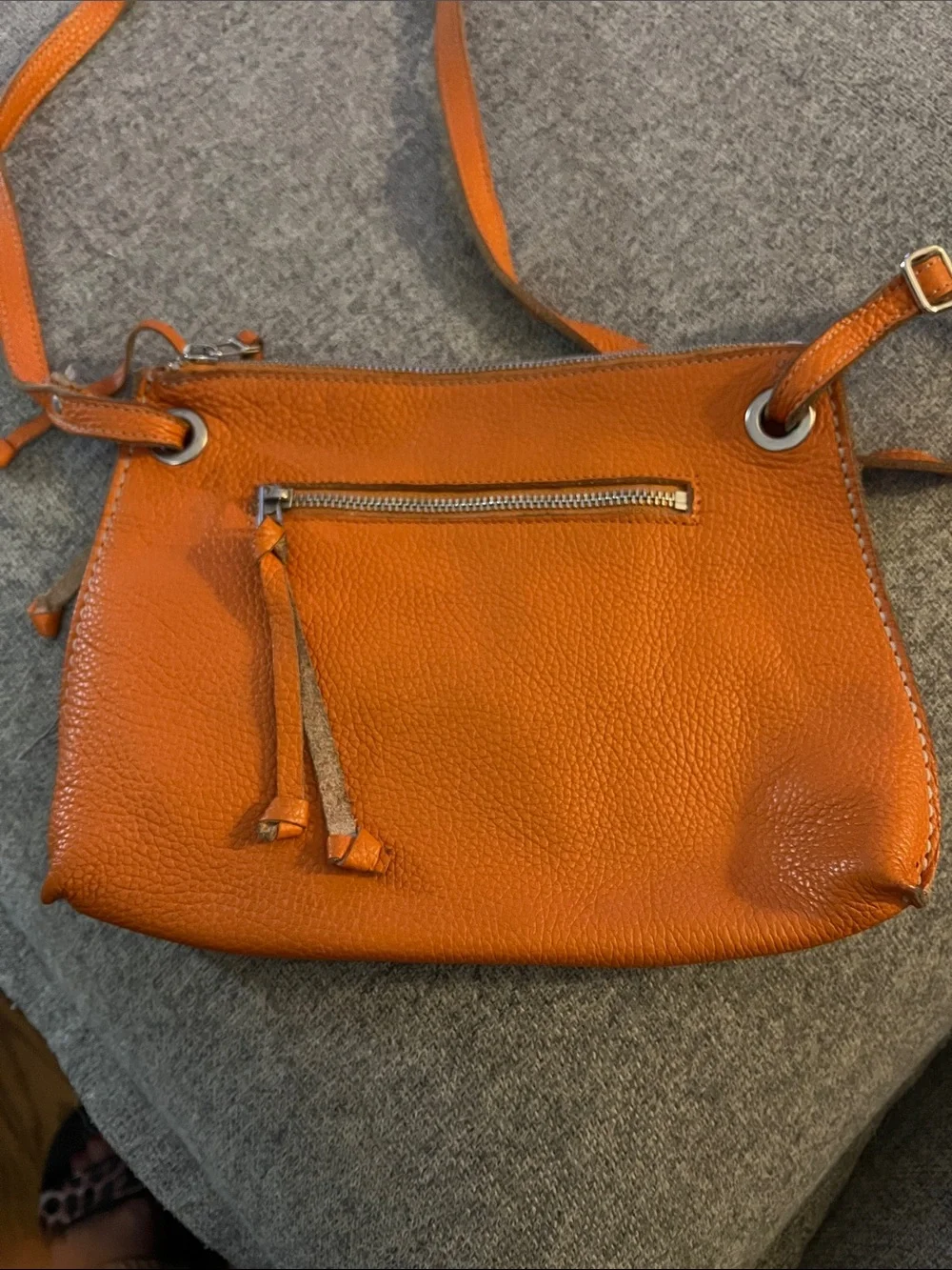 Roots compact crossbody