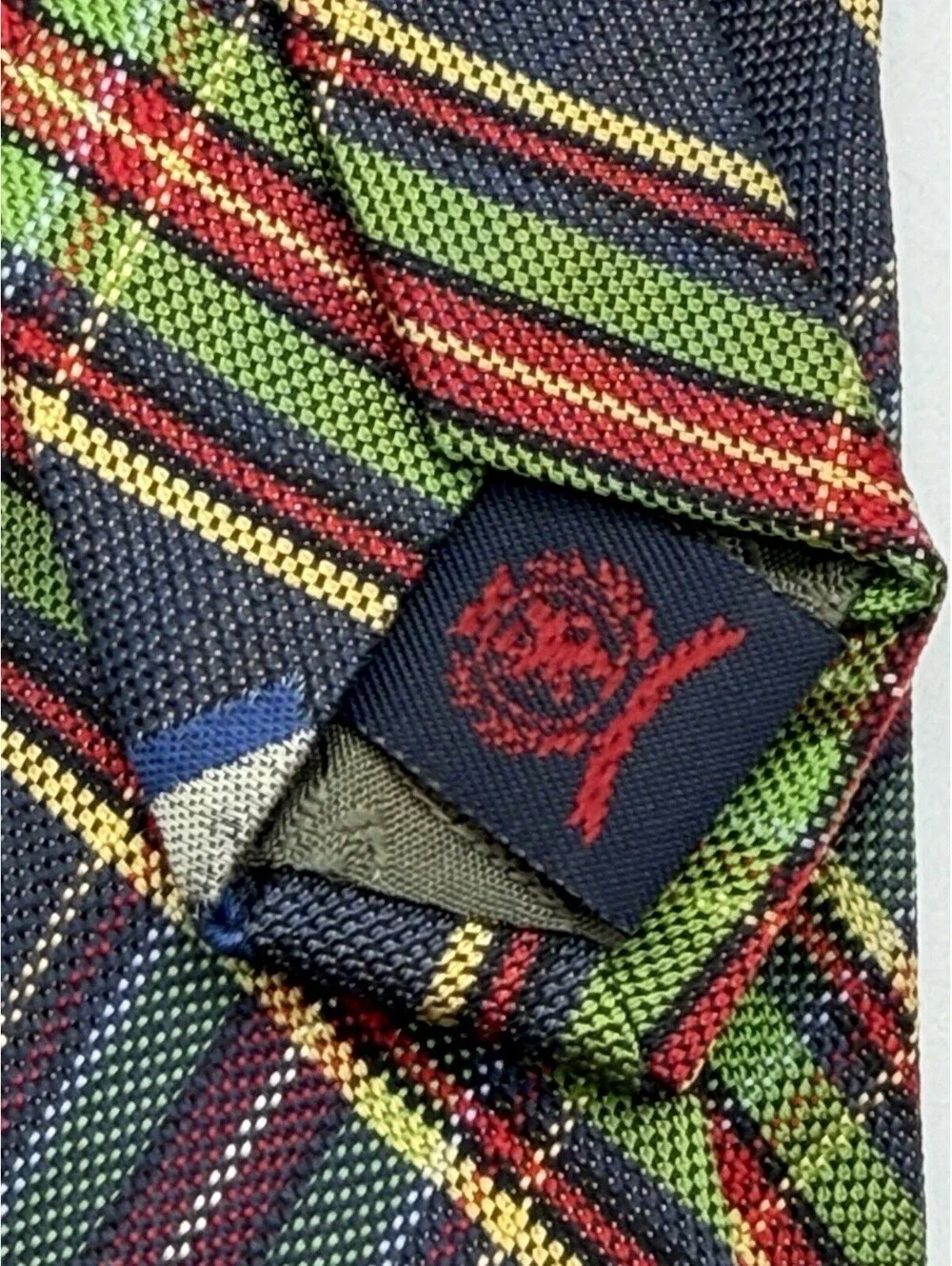 Tommy Hilfiger add classic