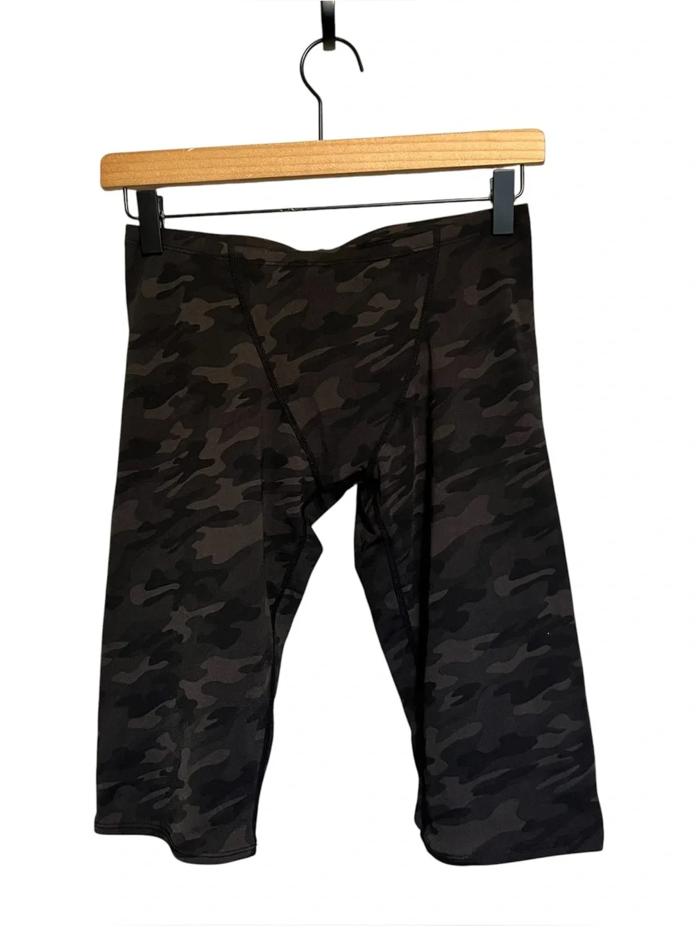 TYR supportive compression