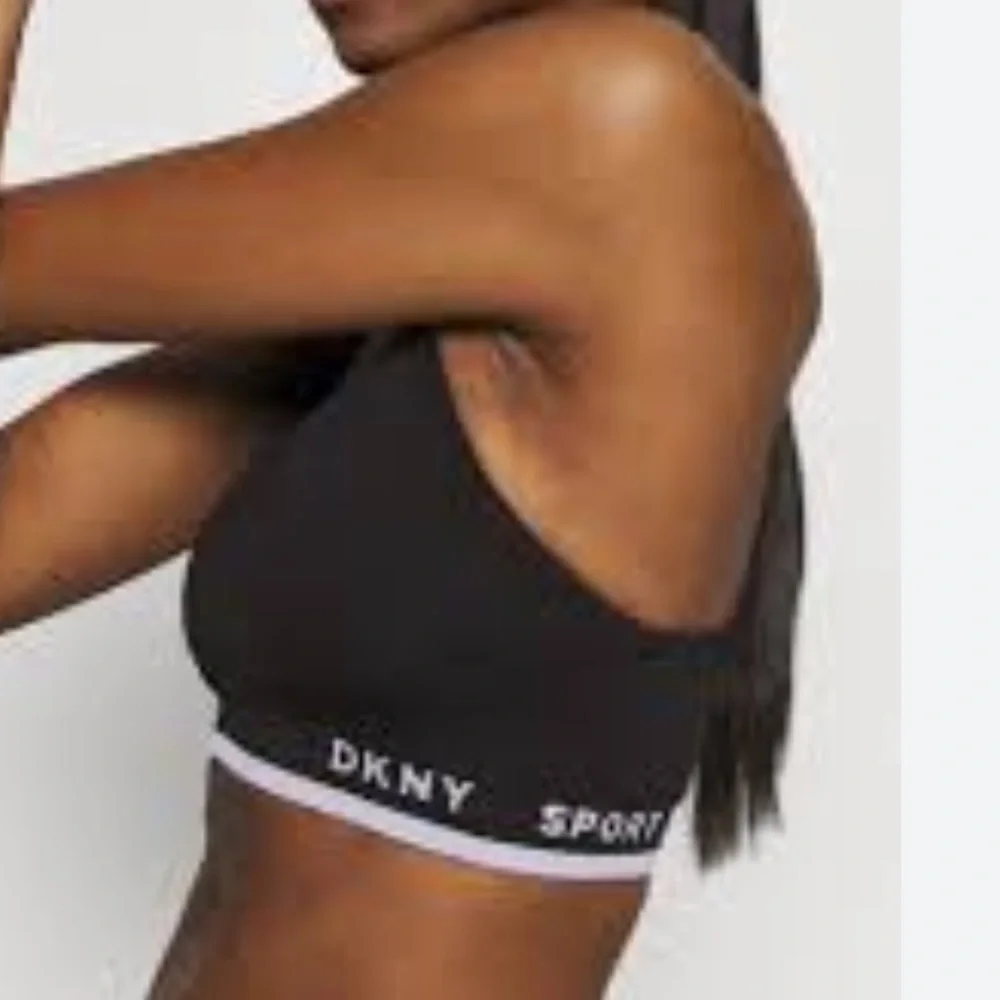 Dkny excellent sports