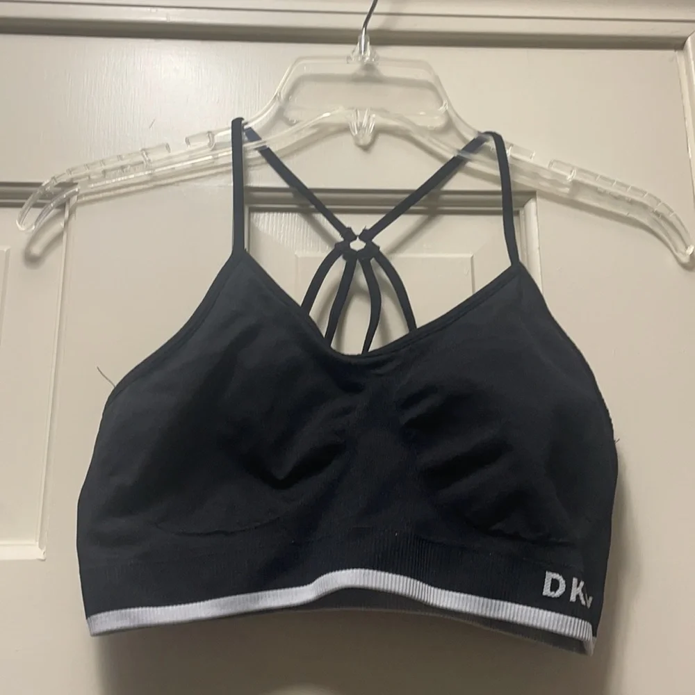 Dkny excellent sports