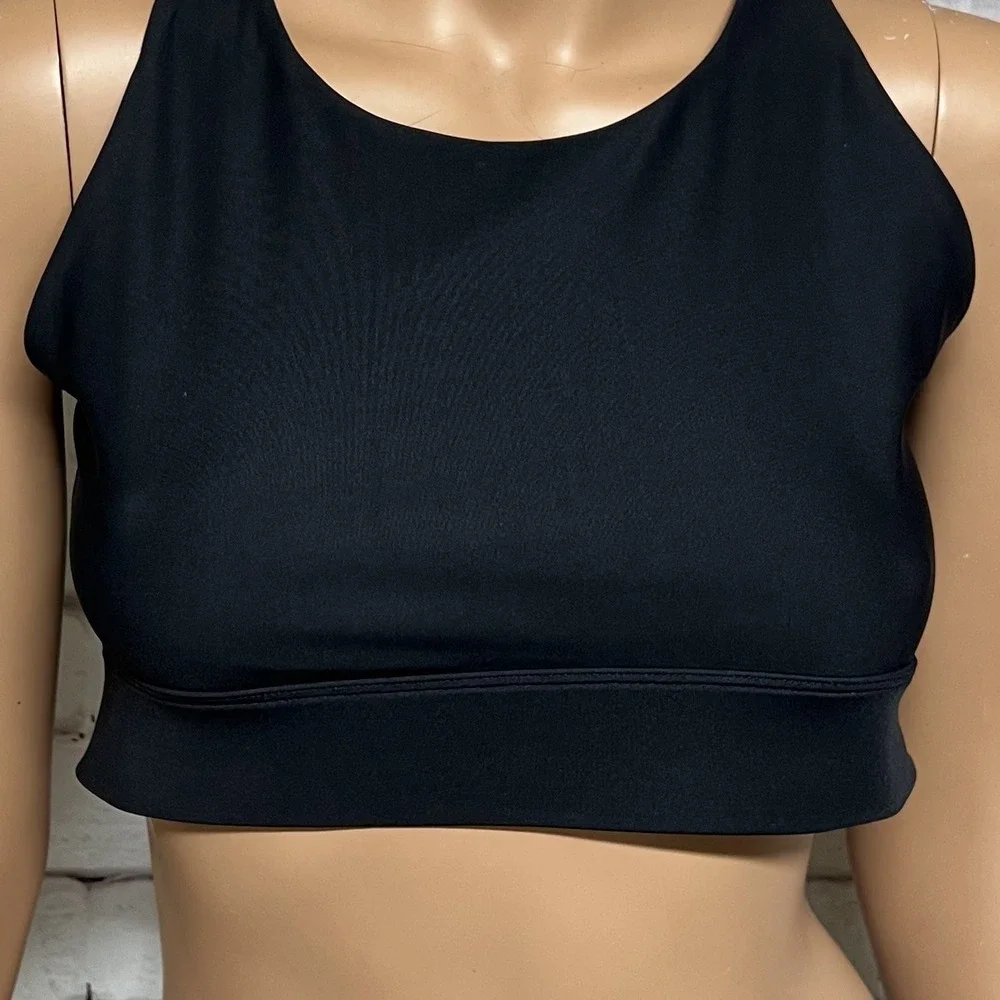 Fabletics used black