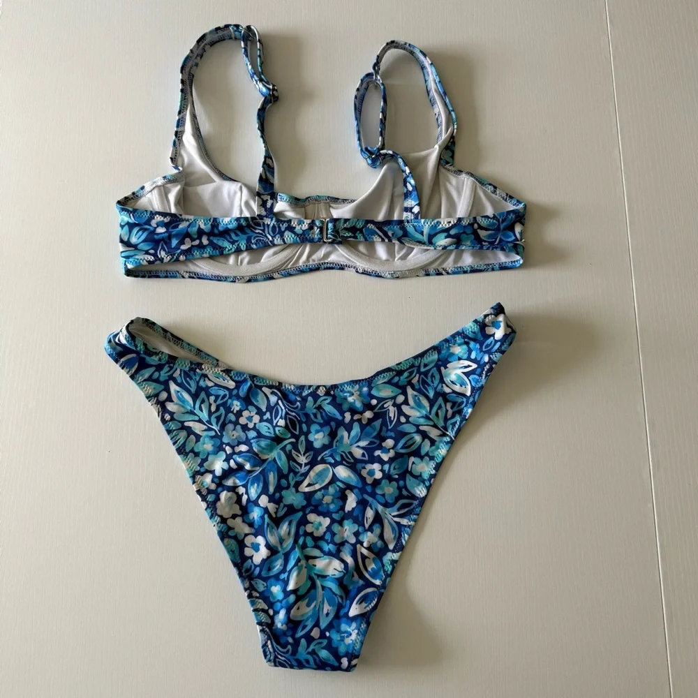 Bright Swimwear chic blue