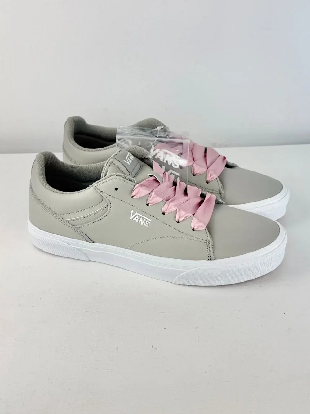 Vans new closure
