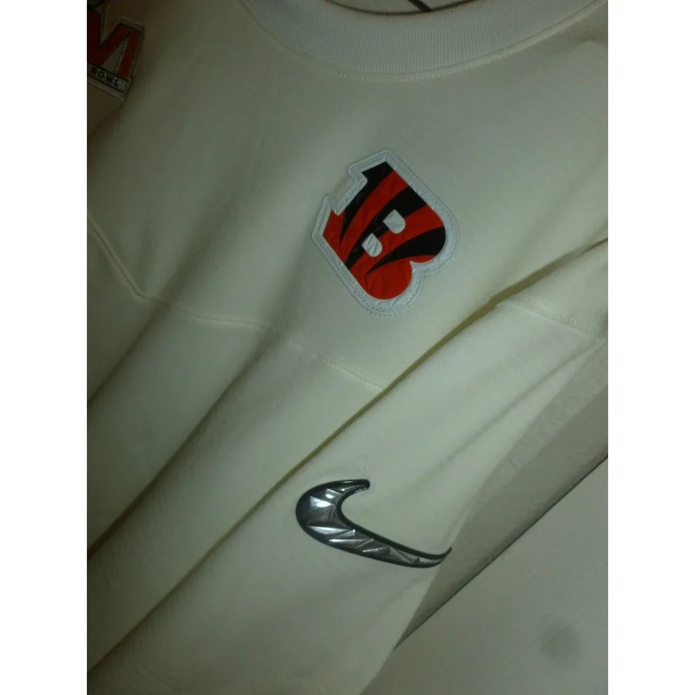 Nike this authentic