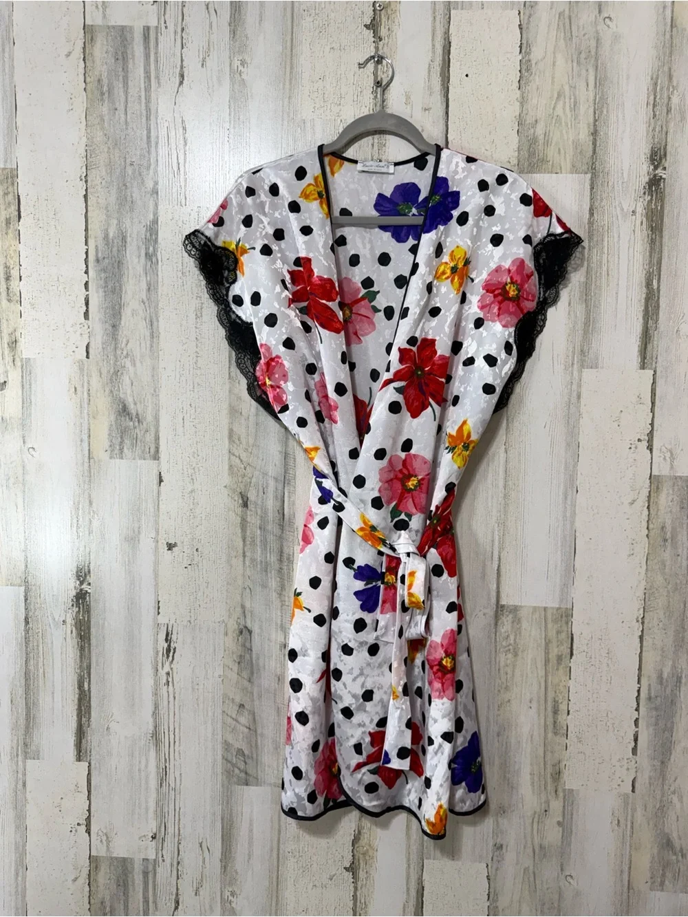 Lucie Ann satin chemise