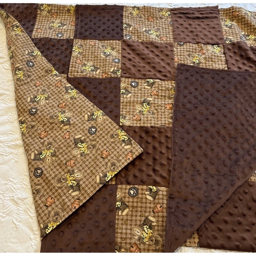 Vintage‎ Patchwork Quilt Table Topper, Four Patch Squares Bears Brown 2 Blankets
