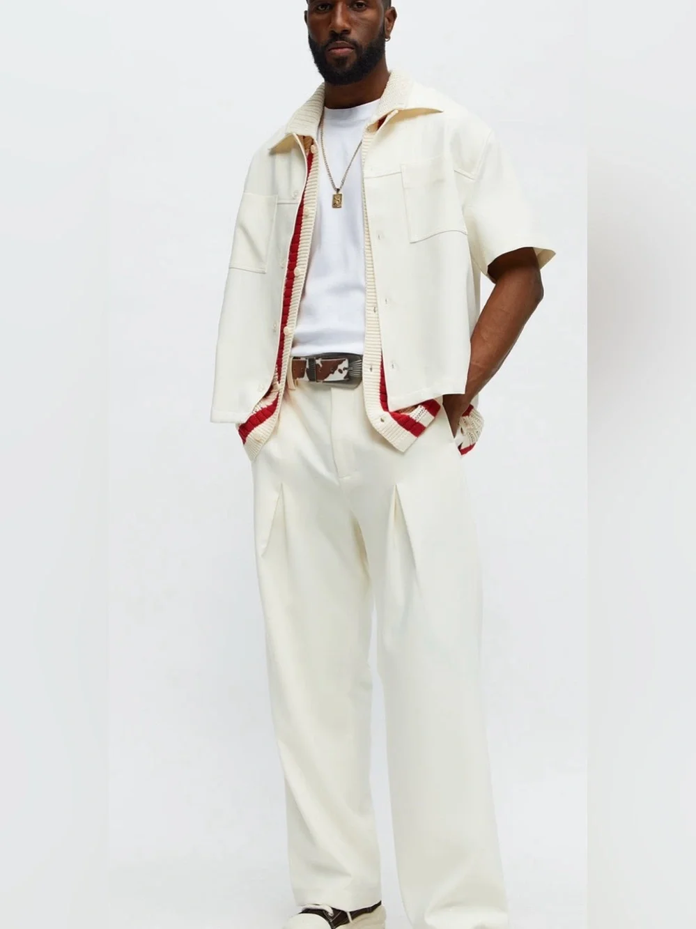 NWT Nova men Cream Wide-Leg Pleated Dress trousers size 36