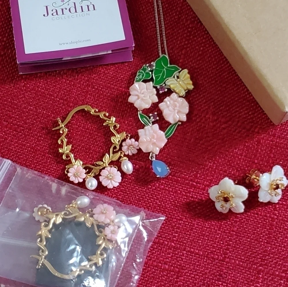 Jardin hoop earrings