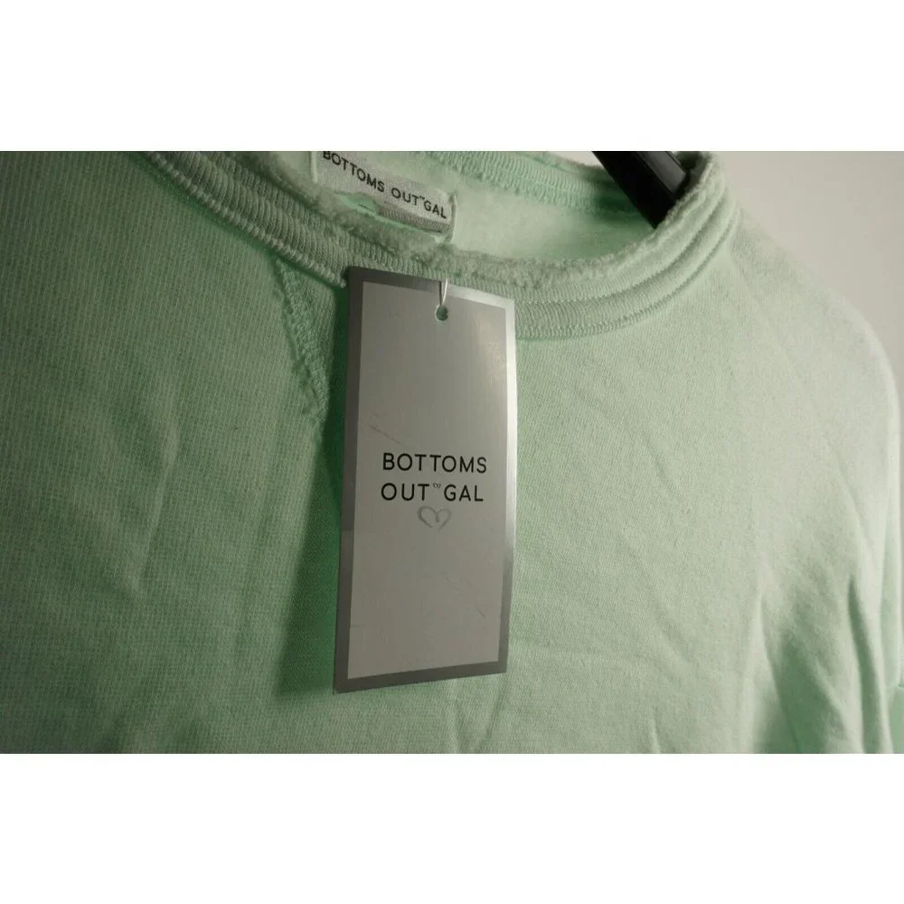 Bottoms out gal bottoms item