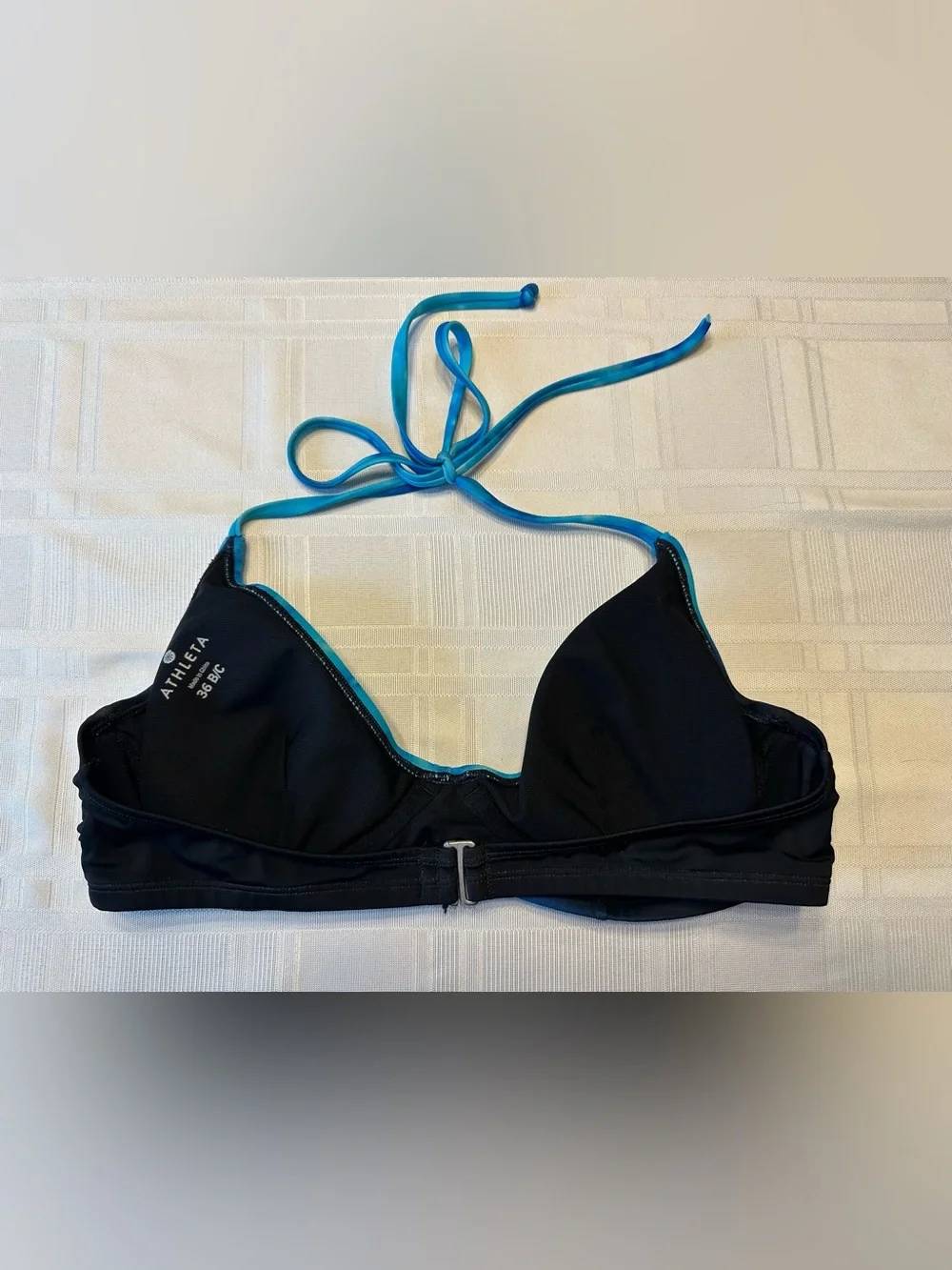 Athleta underwire halterneck
