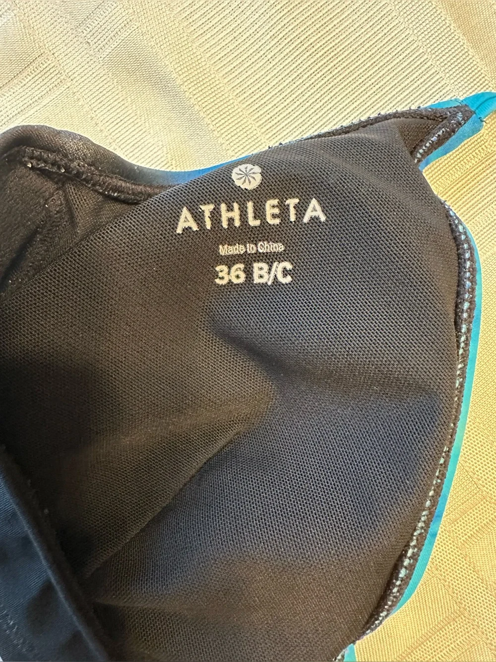 Athleta underwire halterneck