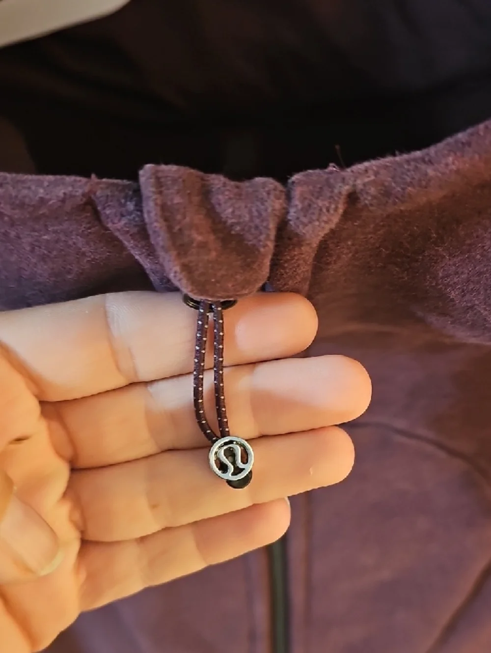 lululemon athletica 19 p2p
