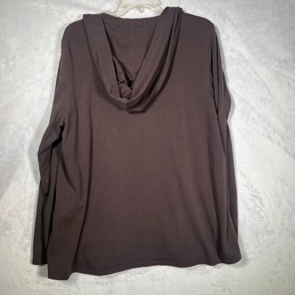 Eileen Fisher eileen fisher