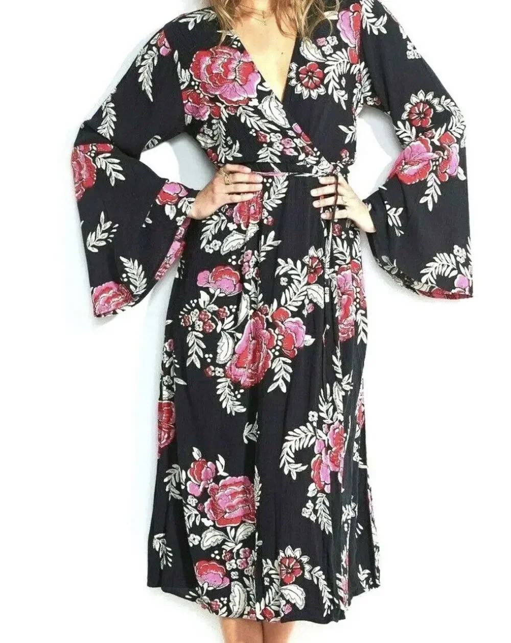 Billabong Women's Floral Whispers Wrap Dress Size Med Black Multi Bell Sleeves