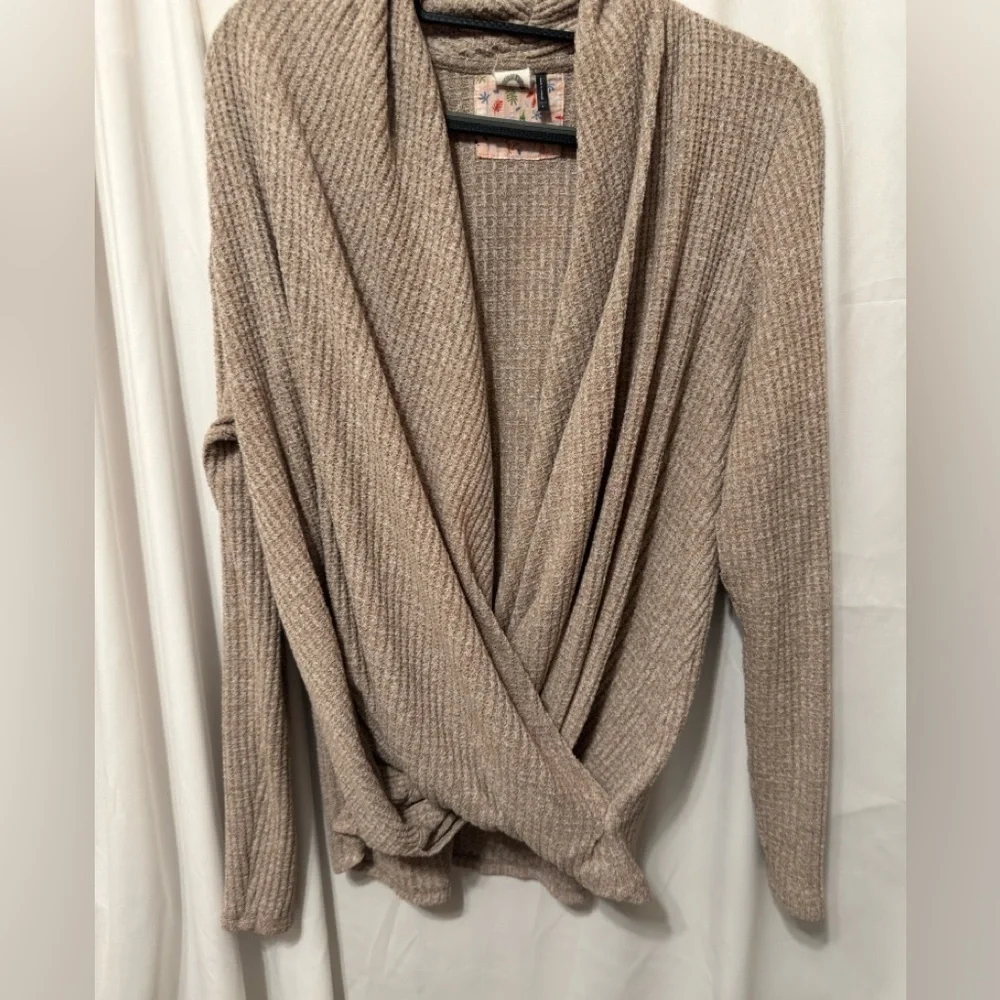 Anthropologie Akemi + Kin questions leave