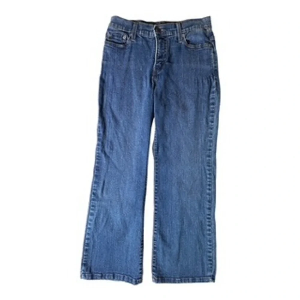 Levis levi perfectly