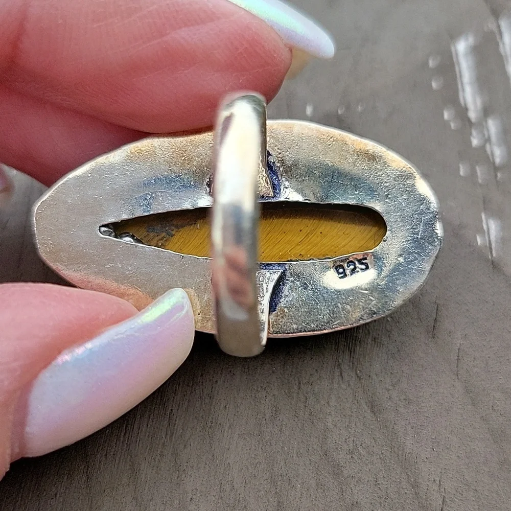 Sundance tigers eye