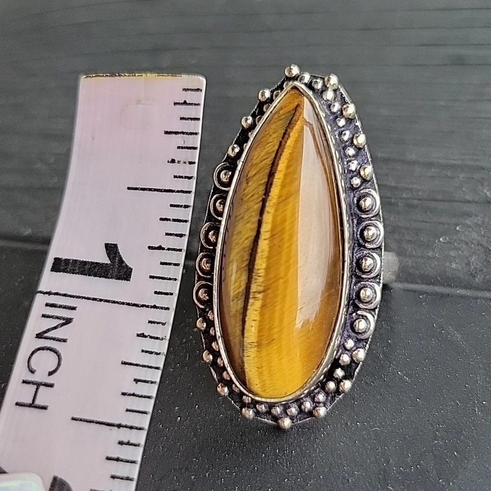 Sundance tigers eye