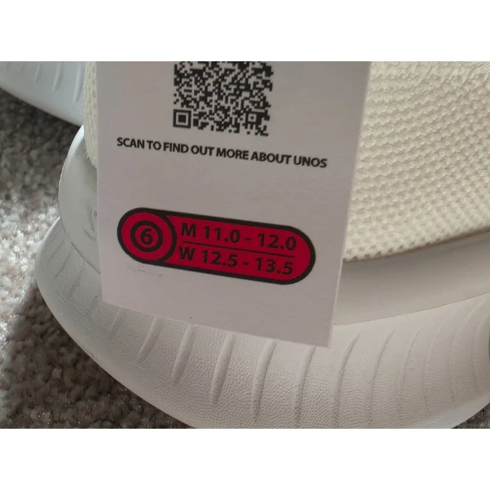 UNOS by Target White Knit Expandable Sneakers Womens 12.5-13.5 Mens 11-12 NWT