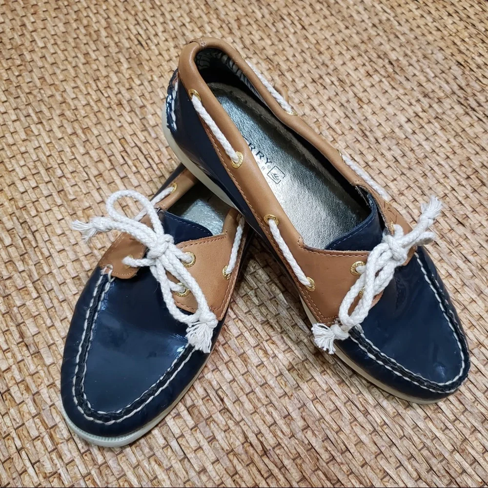 Sperry excellent worn