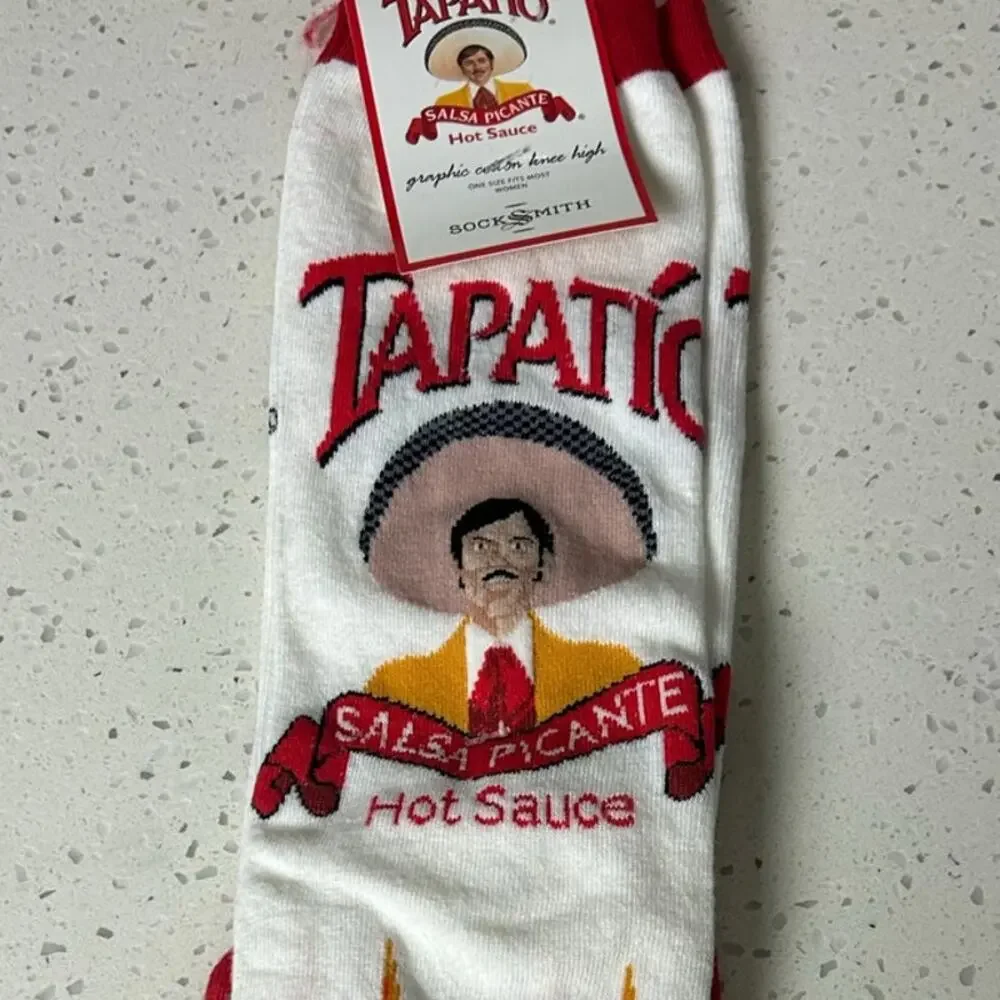 Socksmith Tapatío Salsa Picante Hot Sauce Women’s socks size 5-10.5 shoe NWT