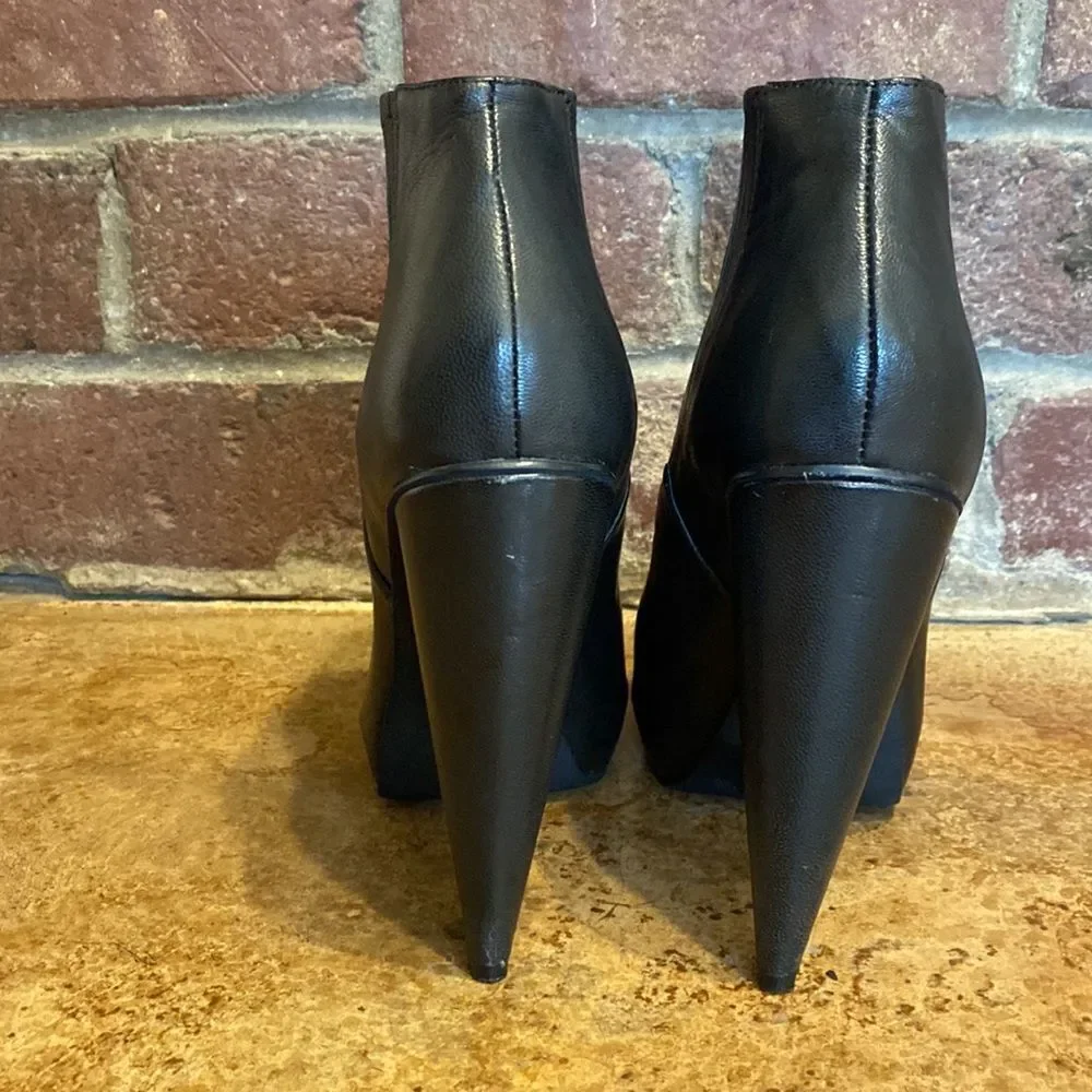 Jeffrey Campbell like new
