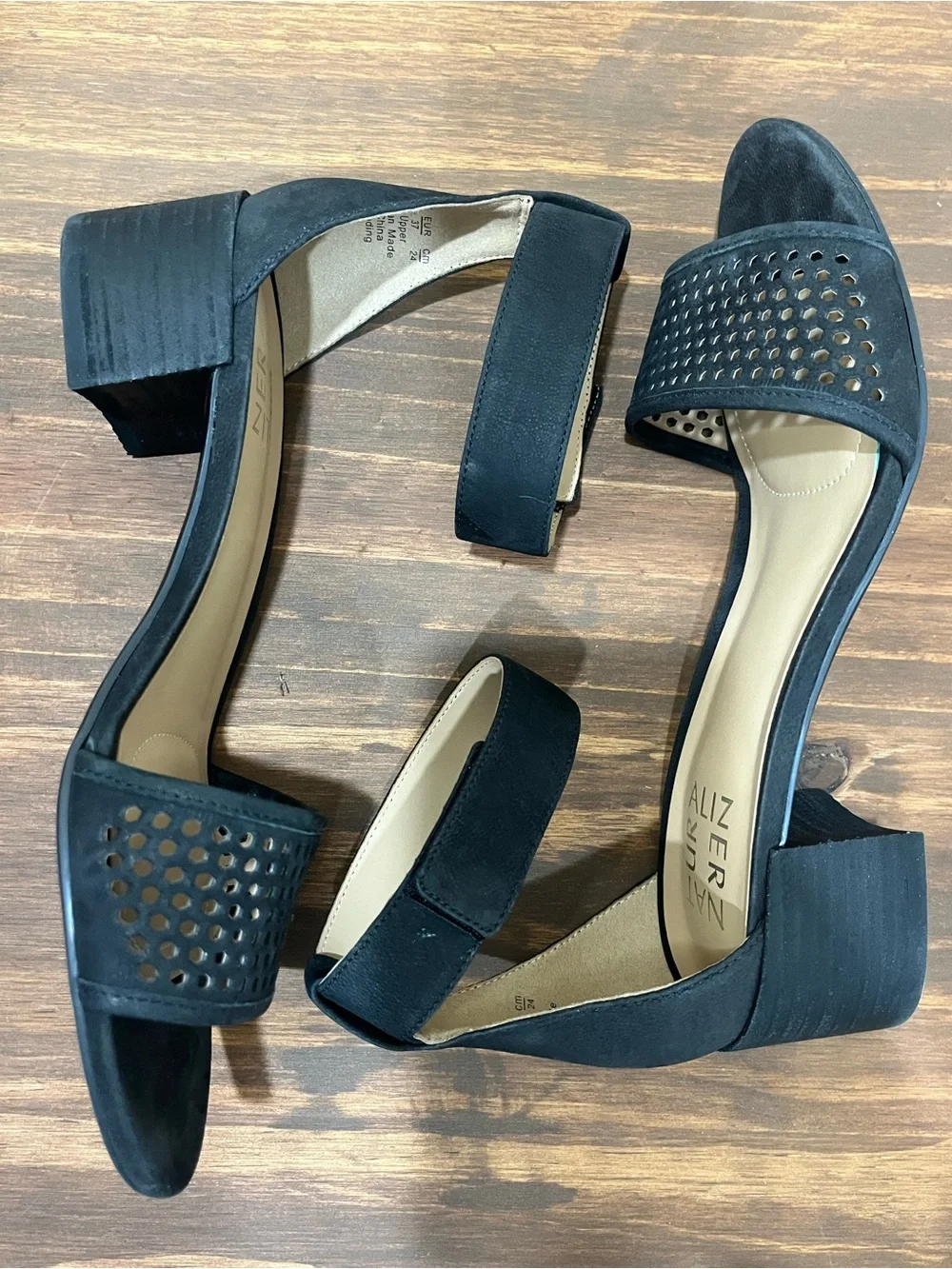 Naturalizer dramatic ankle