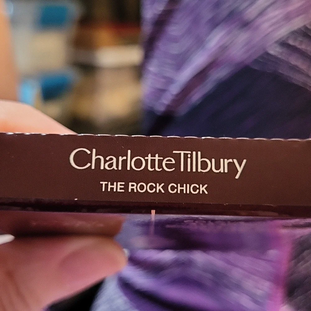 Charlotte Tilbury create stunning