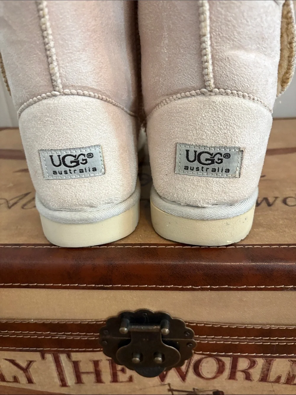 UGG classic short