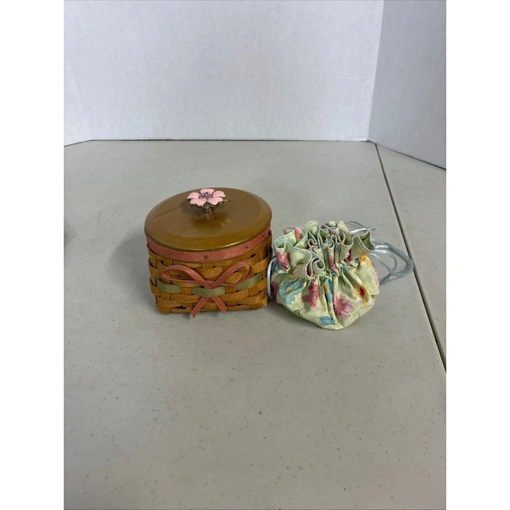Longaberger Small Round Woven Basket Wood‎ Lid Pink Enamel Flower Knob & Liner