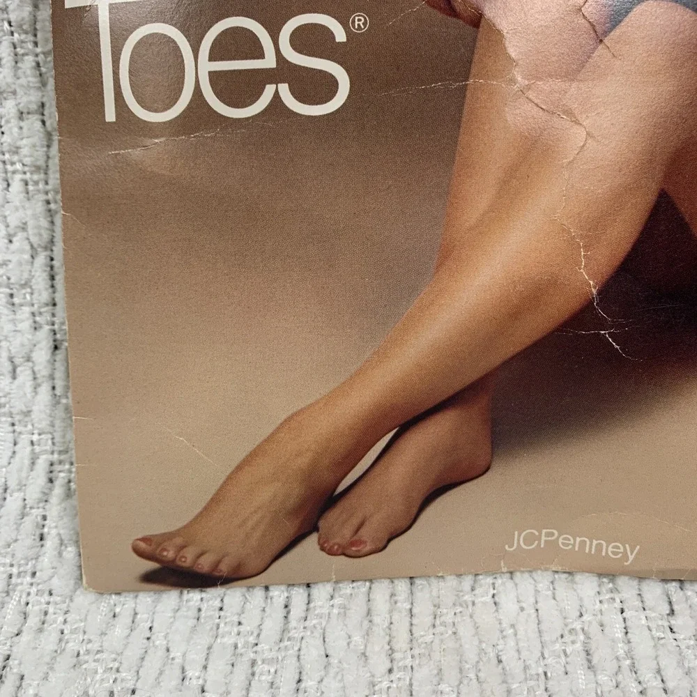 Sheer Toes want nylon