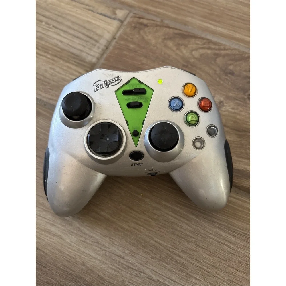 1 ECLIPSE 2‎ Wireless Controller PL-2020. USED Turns On, Not Tested