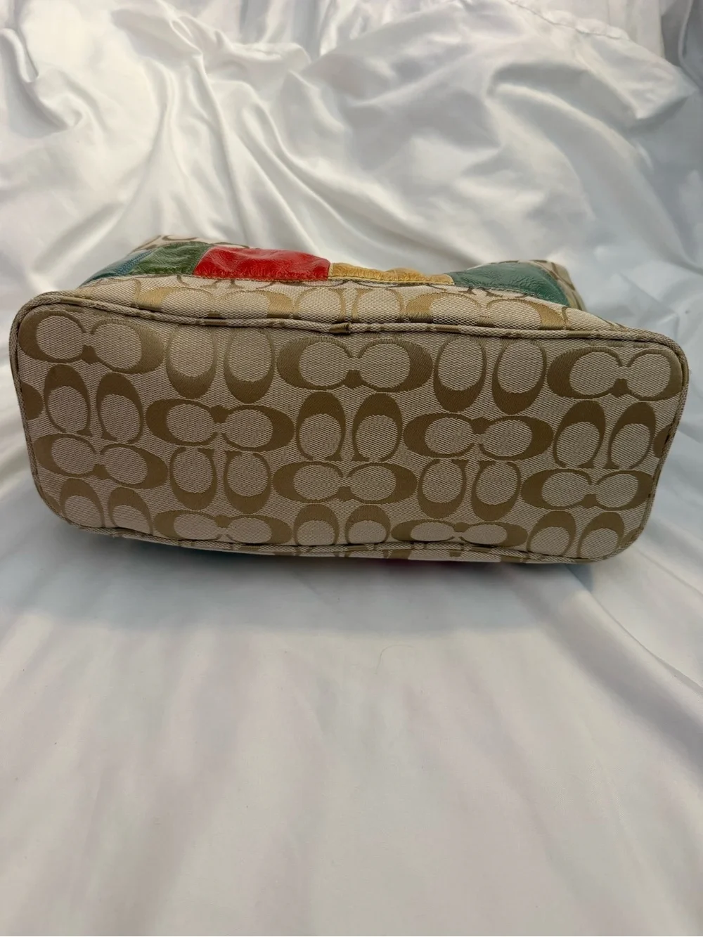 EUC Vintage Coach Gallery Signature Hobo Shoulder Bag with Multicolor Stripe