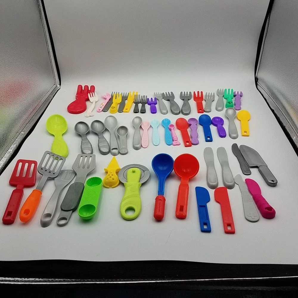 Childrens mixed lot play utensils Foks Spoons Knives Spatulas Ladels Turners Mis