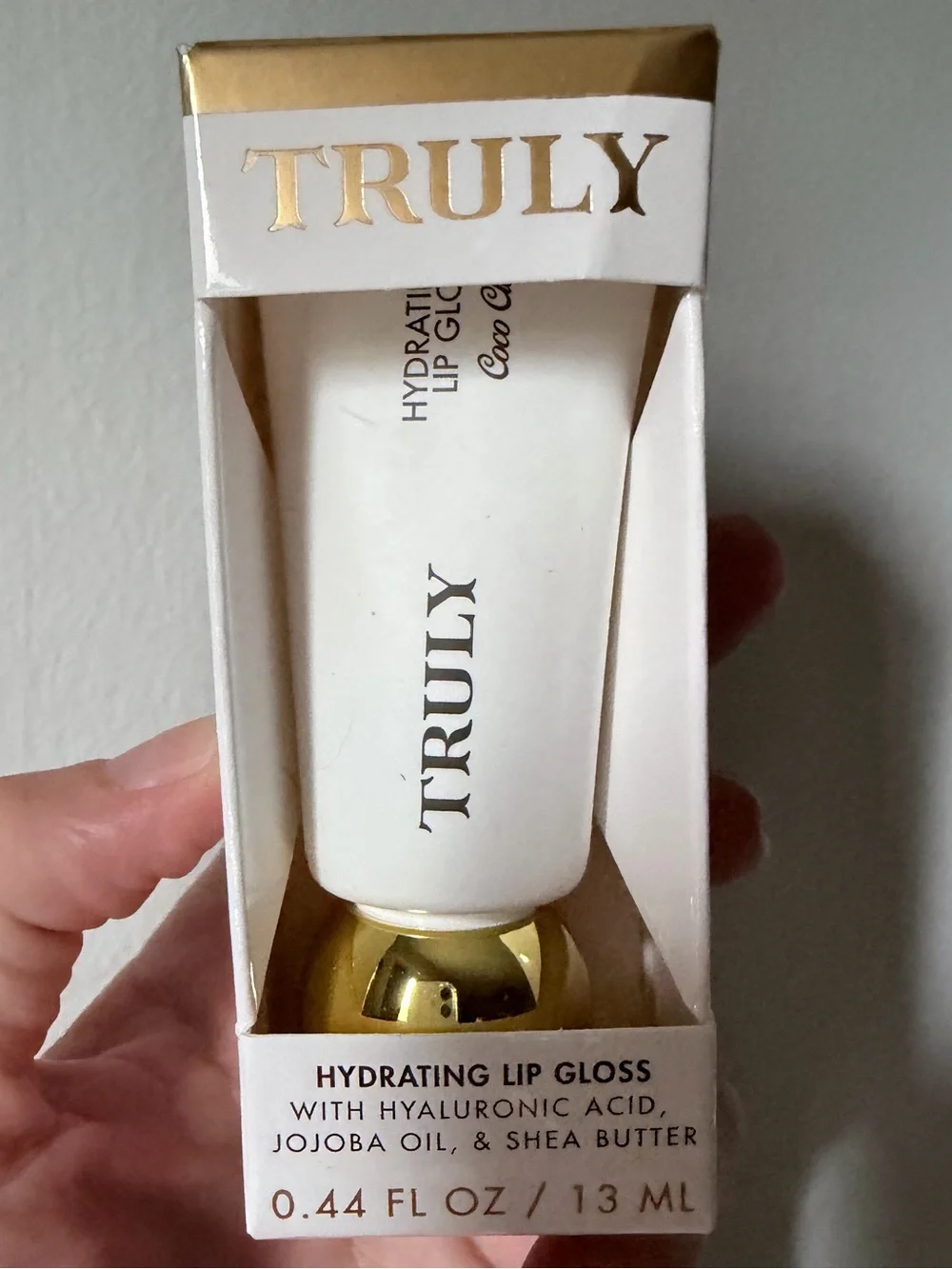 TRULY Hydrating Lip Gloss in Coco Cloud 13 ml