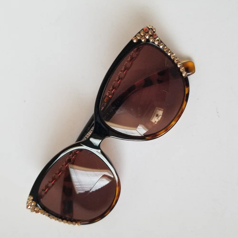 N/A super chic