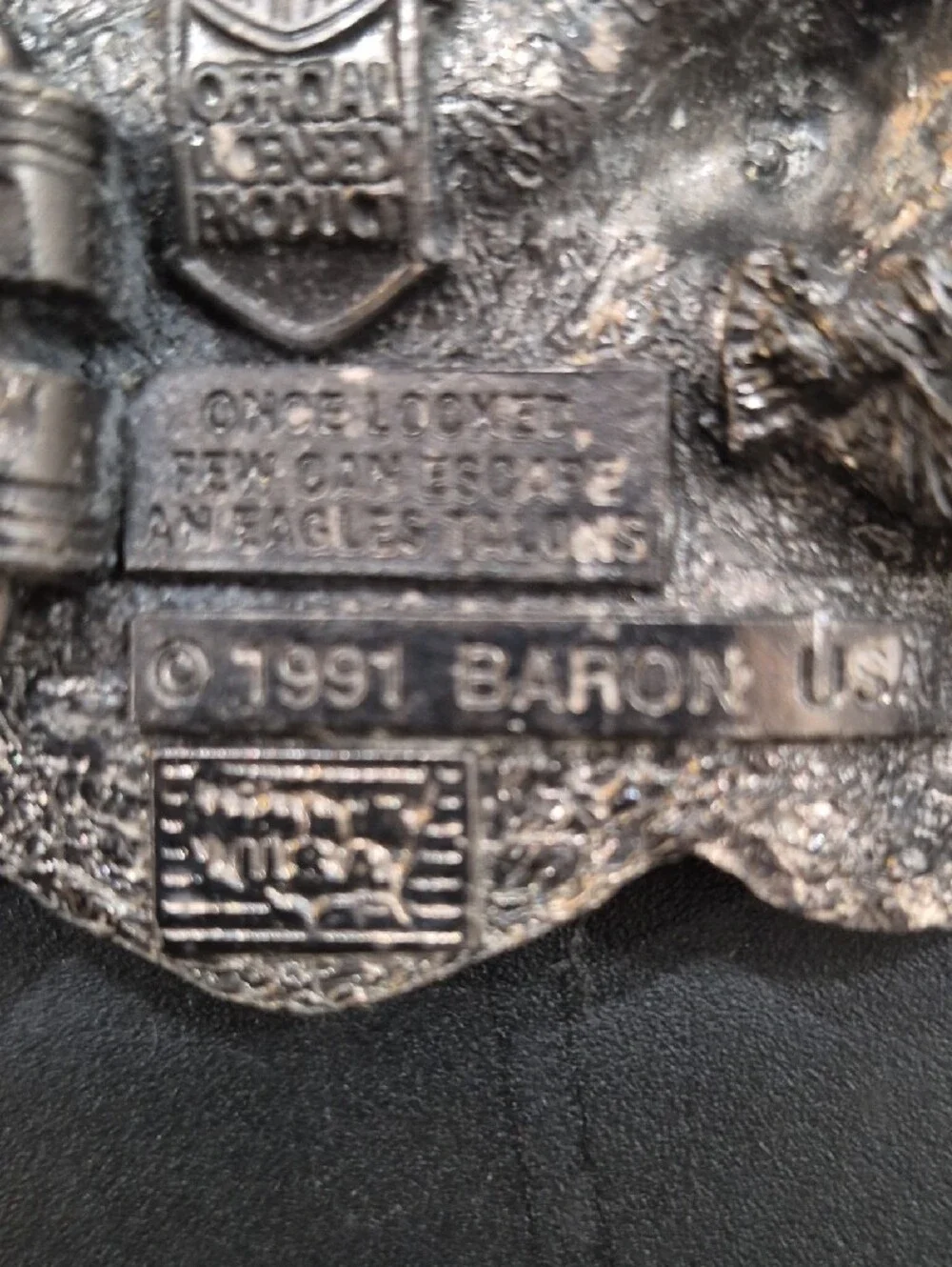 Harley-Davidson accents enamel