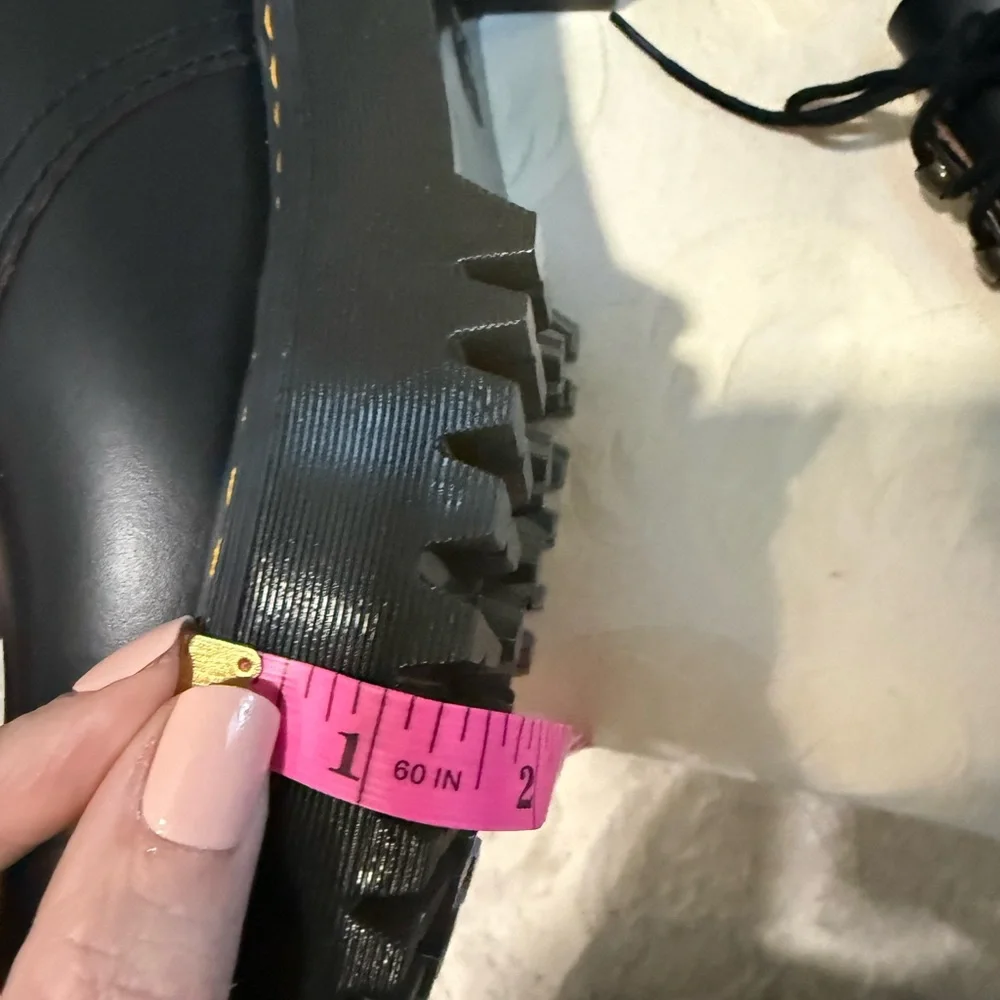Dr. Martens authentic dr