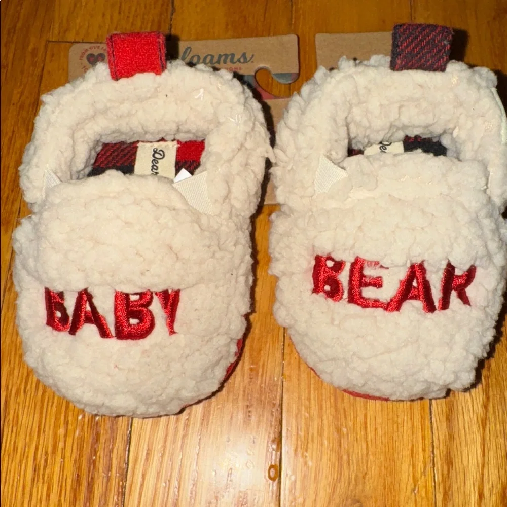dearfoams nwt baby