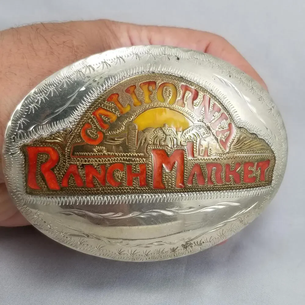 N/A vintage belt