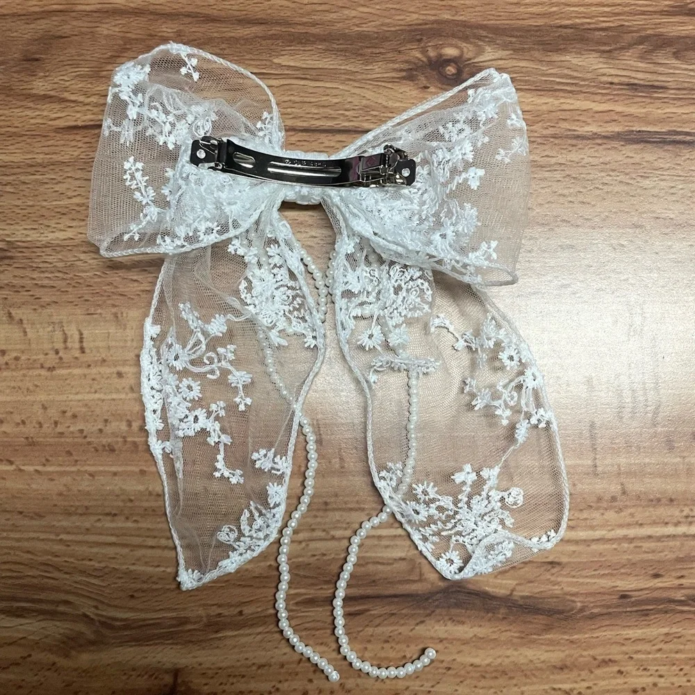 N/A floral lace