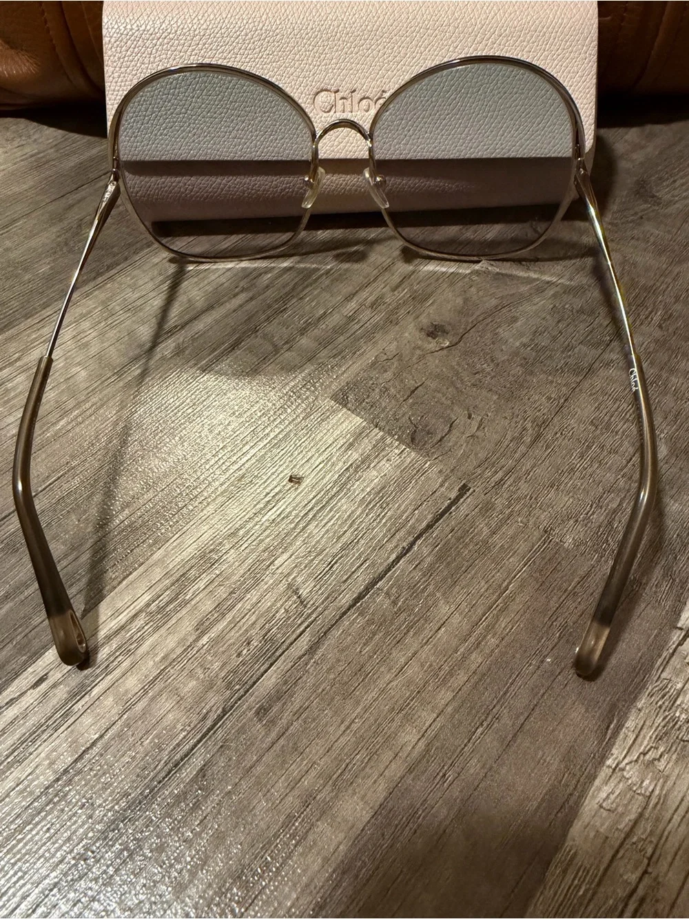 Chloe oversized round