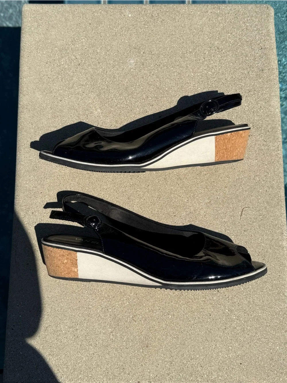 Vaneli “baise patent