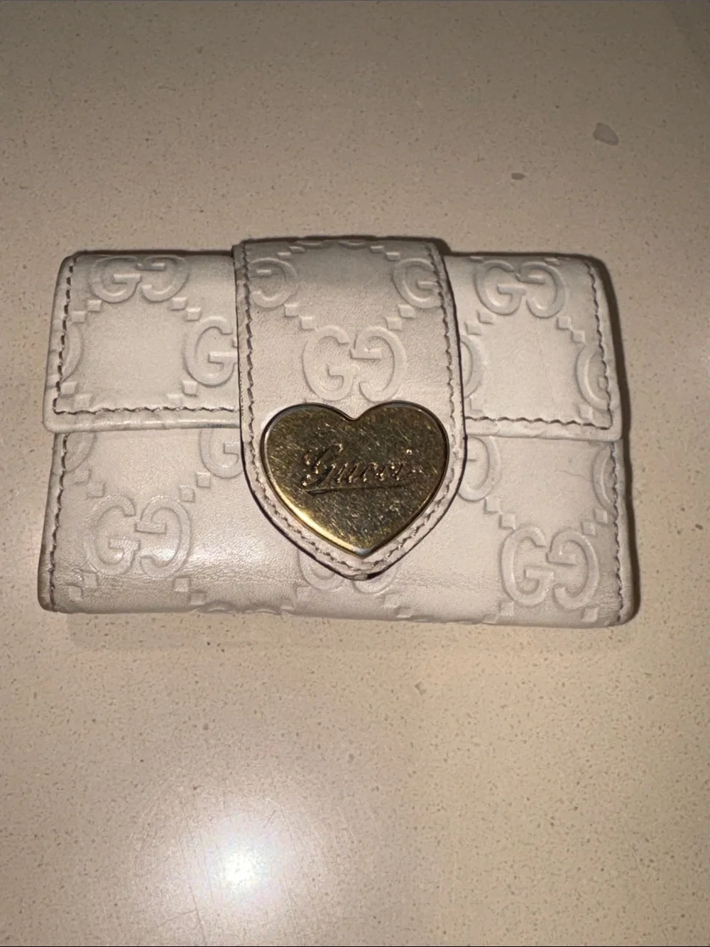 GUCCI Guccissima beige cream leather key holder